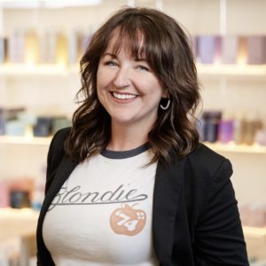 Olyvia Bayette, Grand Salon